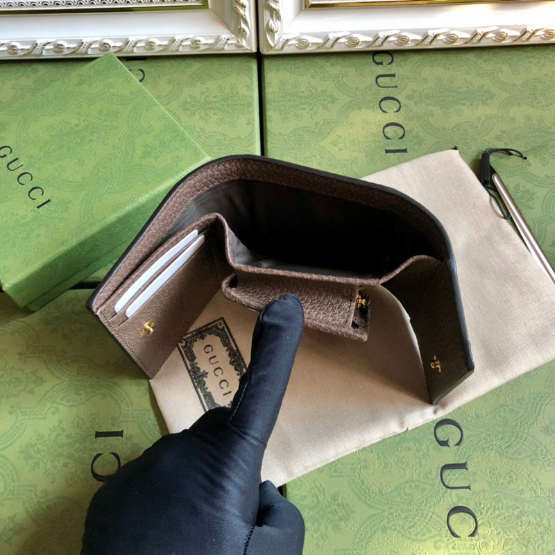 GUI - Luxurious Totes - 182