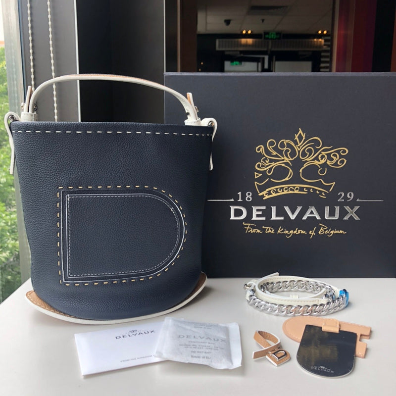 Luxurious Totes - Latest - 6086