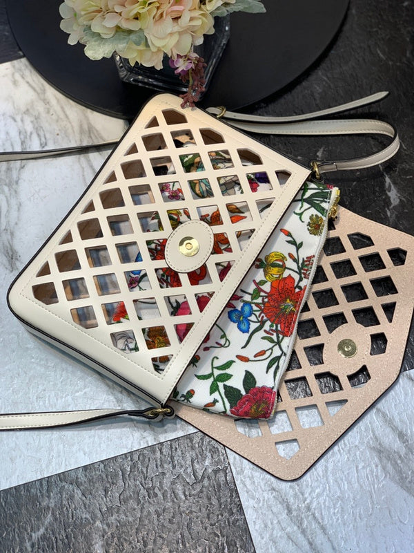 GUI - Luxurious Totes - 455