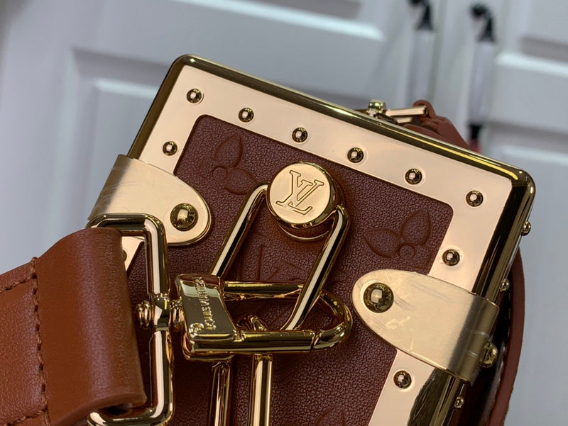 LOV - Luxurious Totes - 076