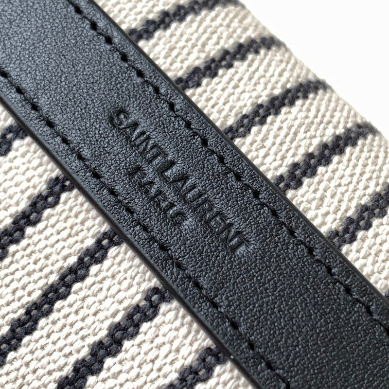 Luxurious Totes - Latest - 8089