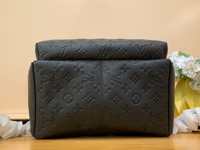 LOV - Luxurious Totes - 144