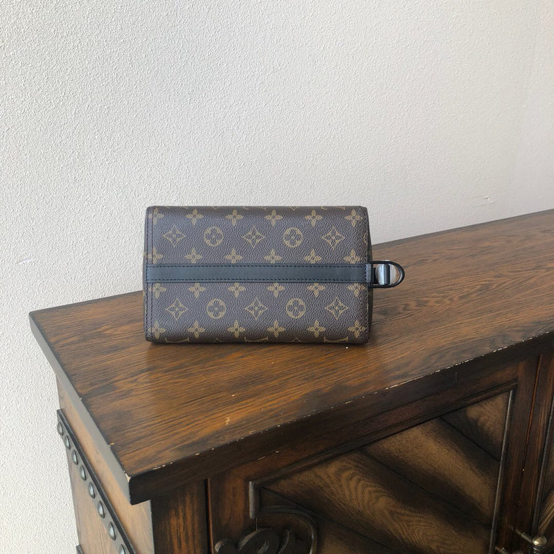 Luxurious Totes - Latest - 2288