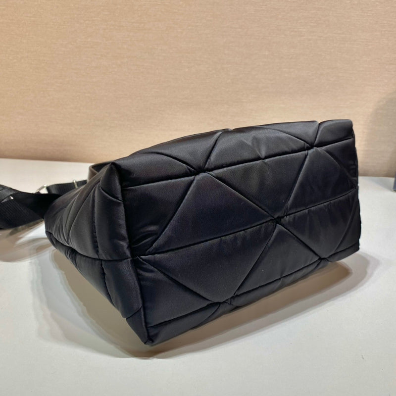 PDA - Luxurious Totes - 213