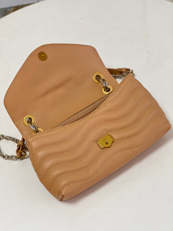 LOV - Luxurious Totes - 1848