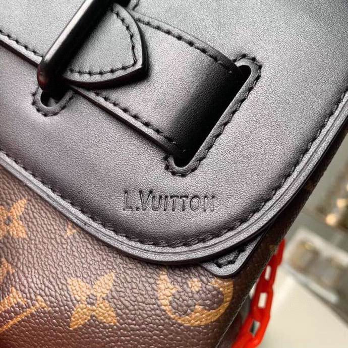 LOV - Luxurious Totes - 1875