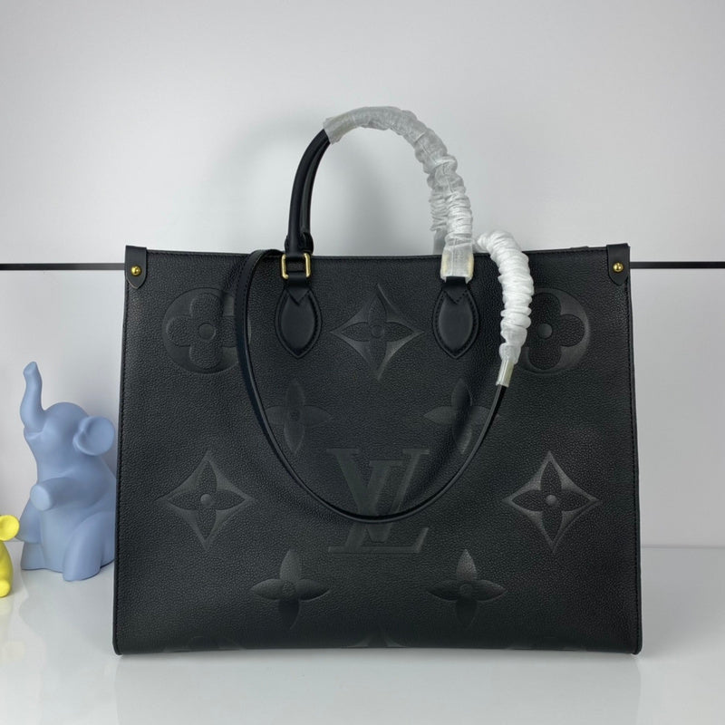 LOV - Luxurious Totes - 2562