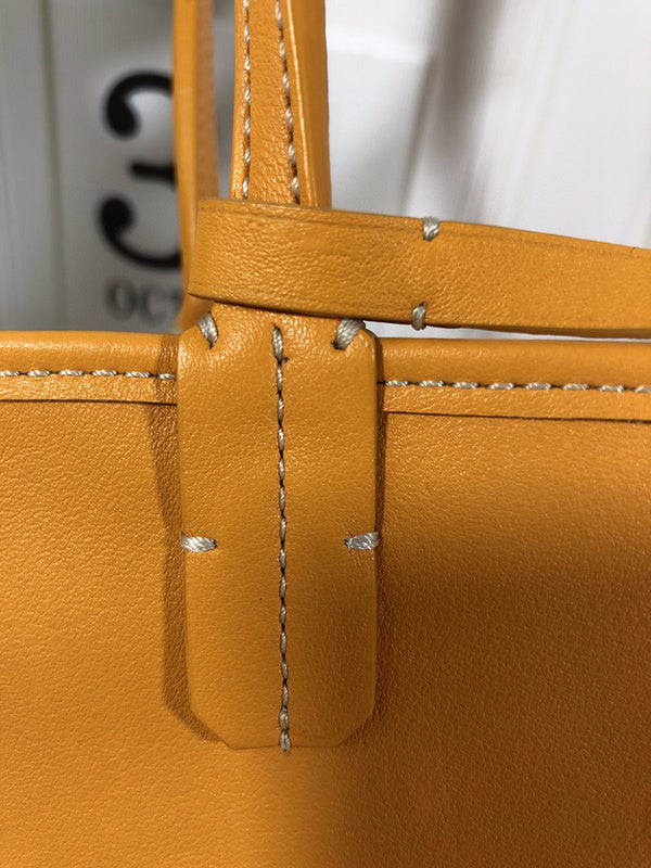 Lux-Totes - GOD Bags - 243