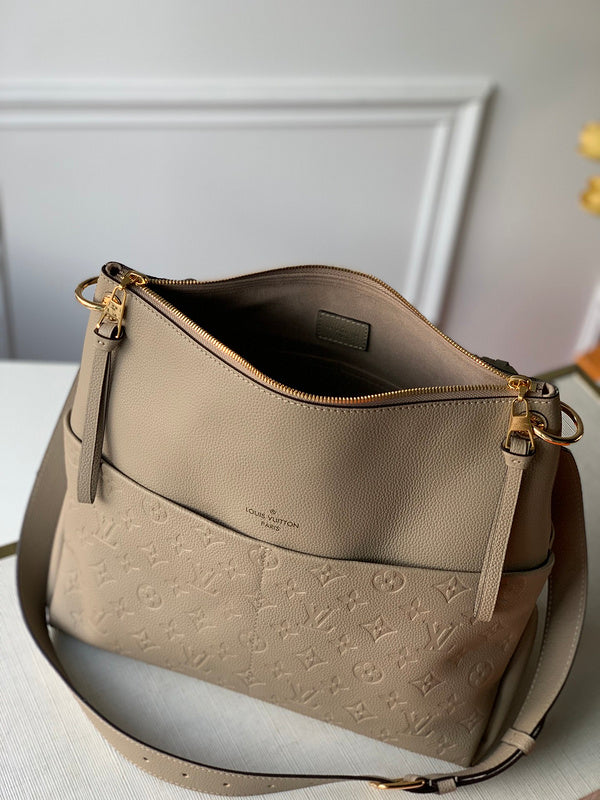 Luxurious Totes - Latest - 1557