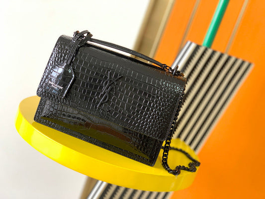 Luxurious Totes - Latest - 8191