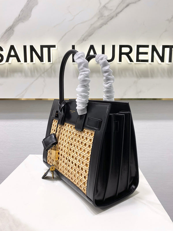 Luxurious Totes - Latest - 8705
