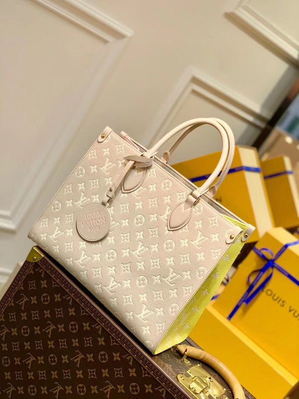 LOV - Luxurious Totes - 1743