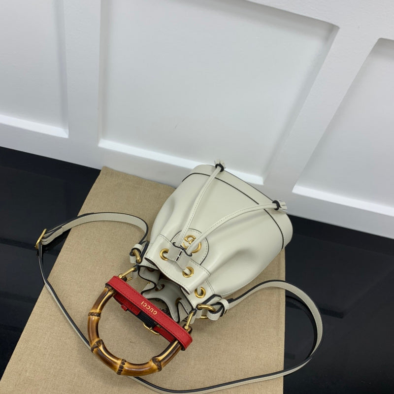 GUI - Luxurious Totes - 665
