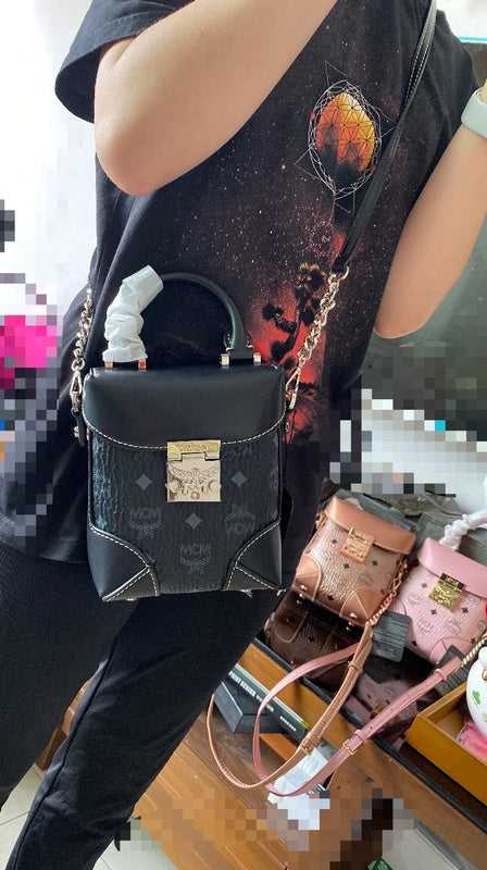 Luxurious Totes - Latest - 7805
