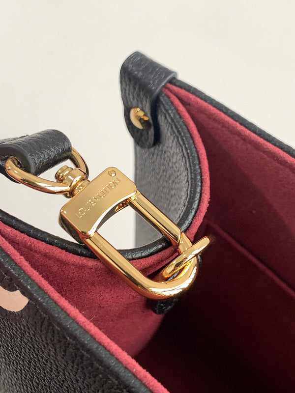 LOV - Luxurious Totes - 1258