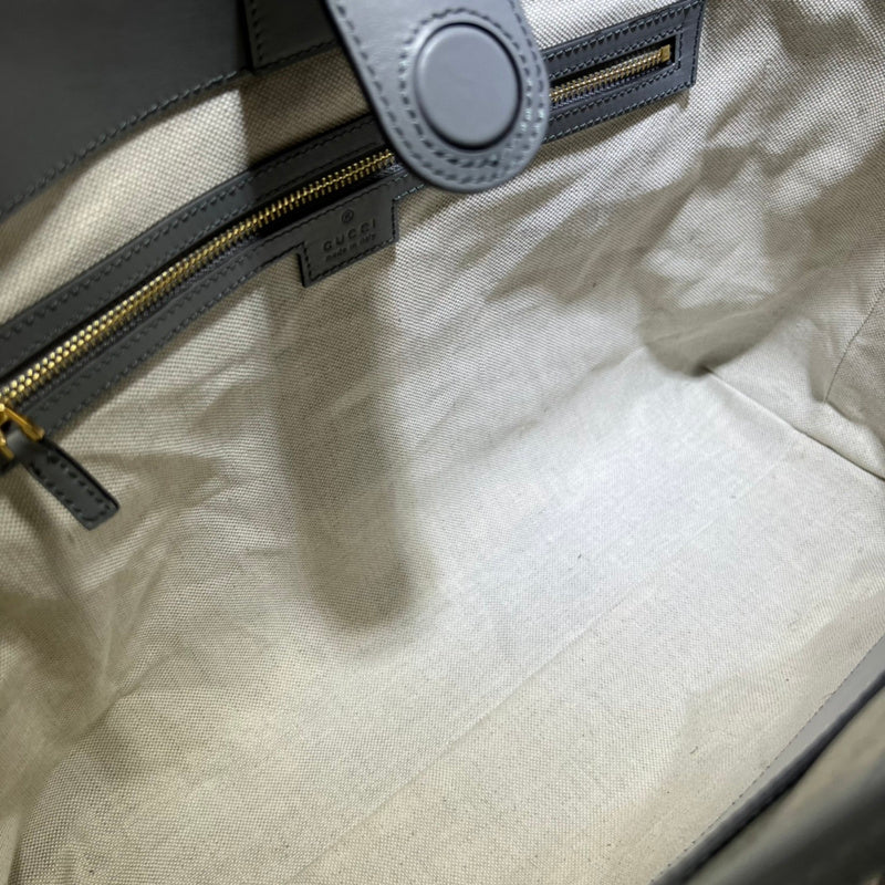 GUI - Luxurious Totes - 557