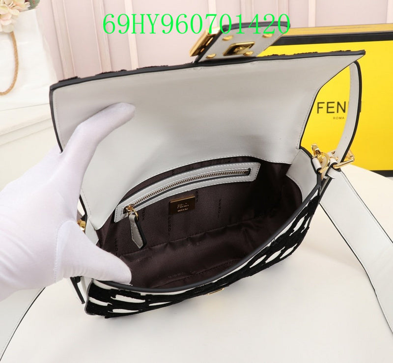 GC - Shoulder - 2624