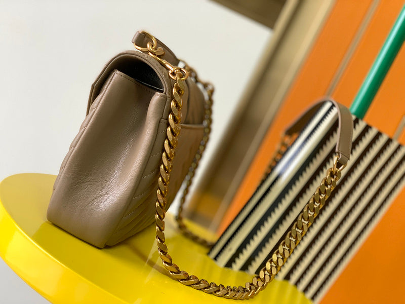 Luxurious Totes - Latest - 8192