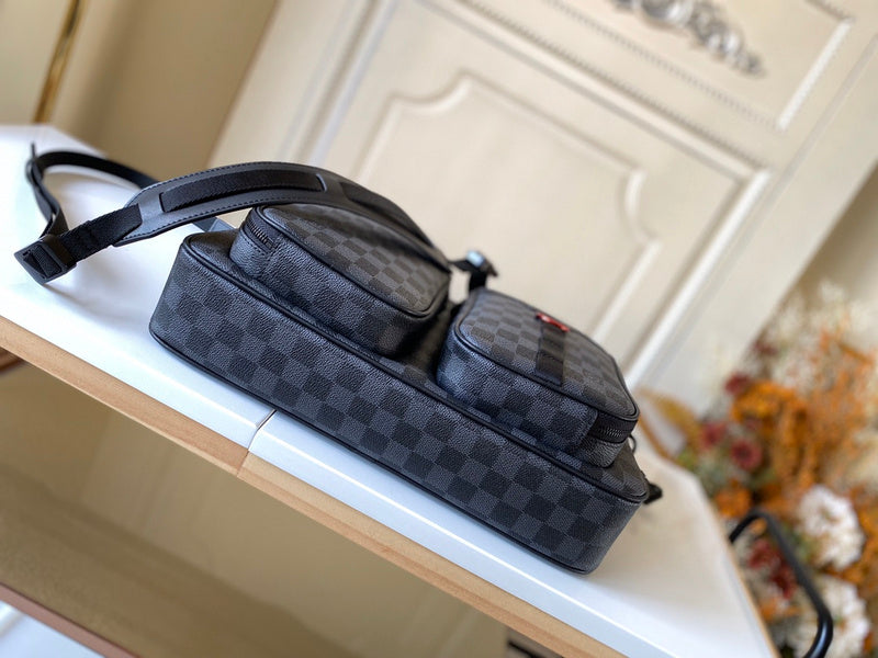 LOV - Luxurious Totes - 1676