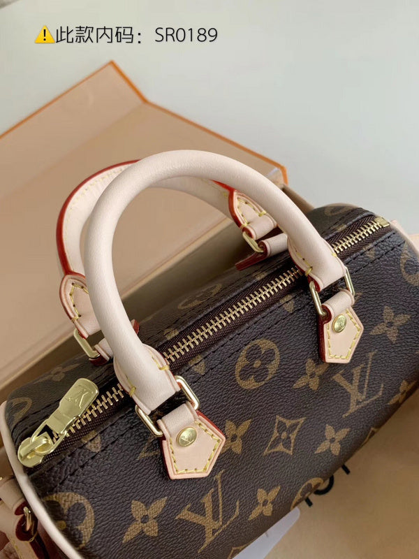 Luxurious Totes - Latest - 9699