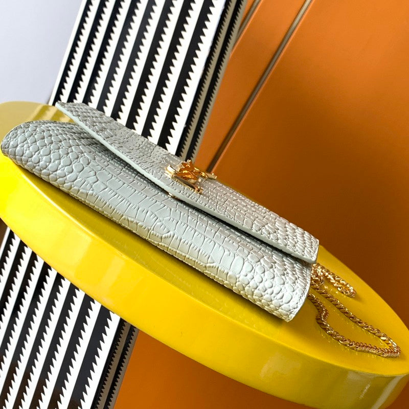 Luxurious Totes - Latest - 7932