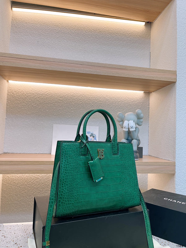 Luxurious Totes - BBR2 Bags - 012