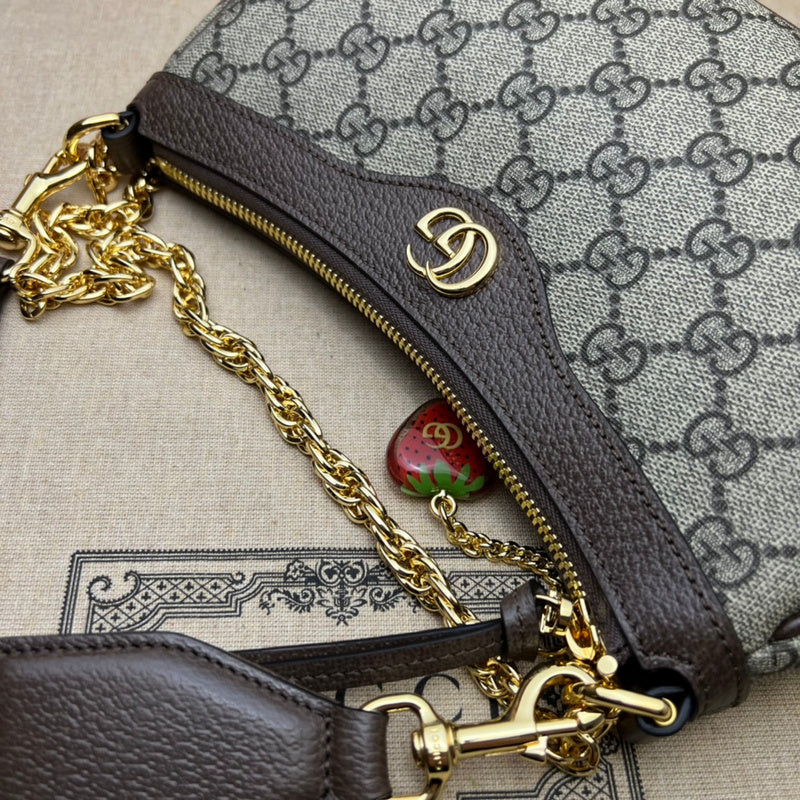 GUI - Luxurious Totes - 398
