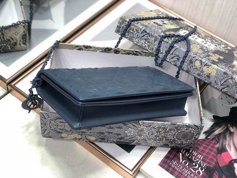 Luxurious Totes - Latest - 6425