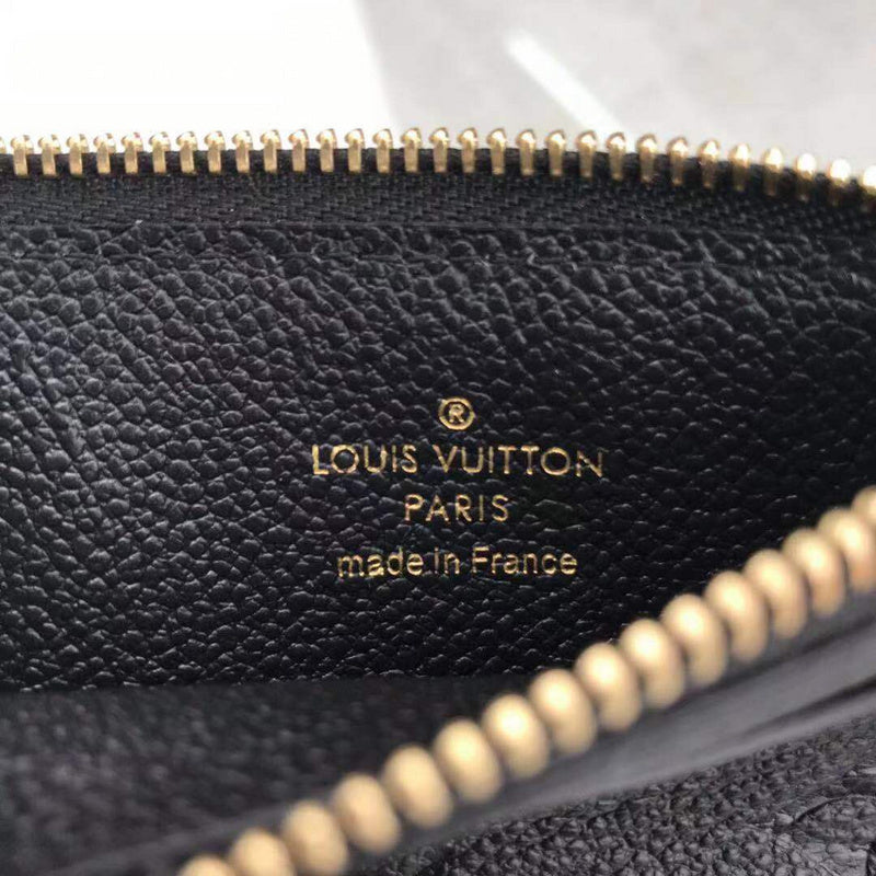 LOV - Luxurious Totes - 2347