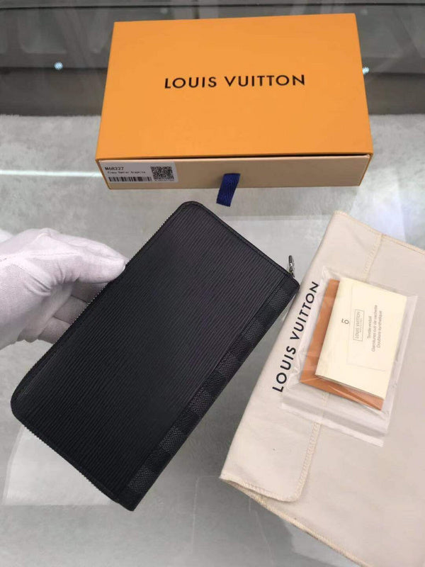 LOV - Luxurious Totes - 2600
