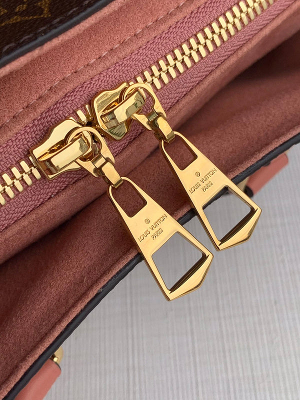 Luxurious Totes - Latest - 2347