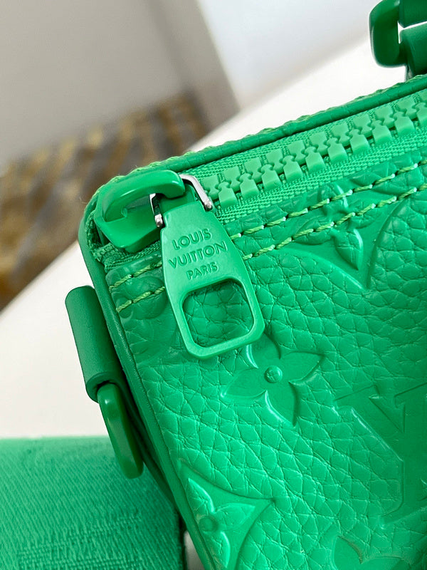 LOV - Luxurious Totes - 1278