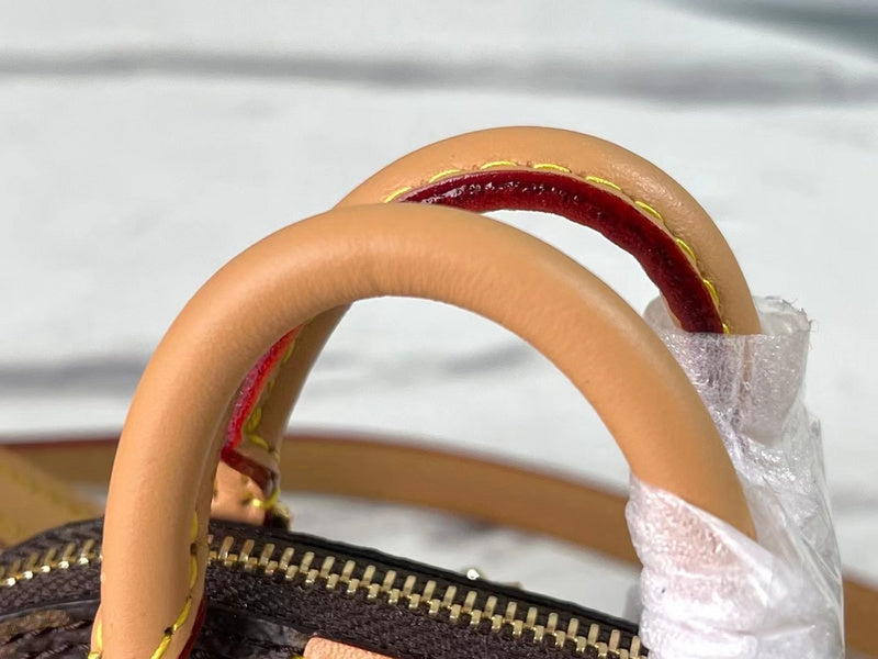 LOV - Luxurious Totes - 1799
