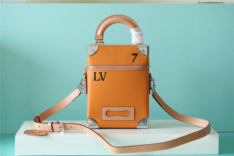 Lux-Totes - LOV Bags - 3911
