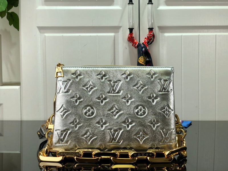 LOV - Luxurious Totes - 1810
