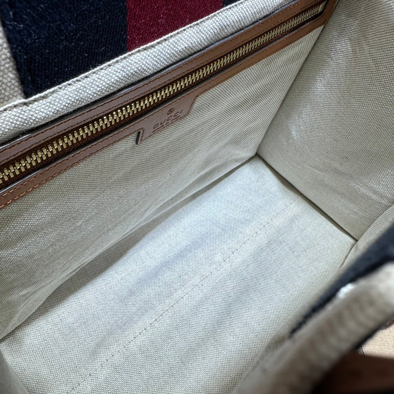 GUI - Luxurious Totes - 090