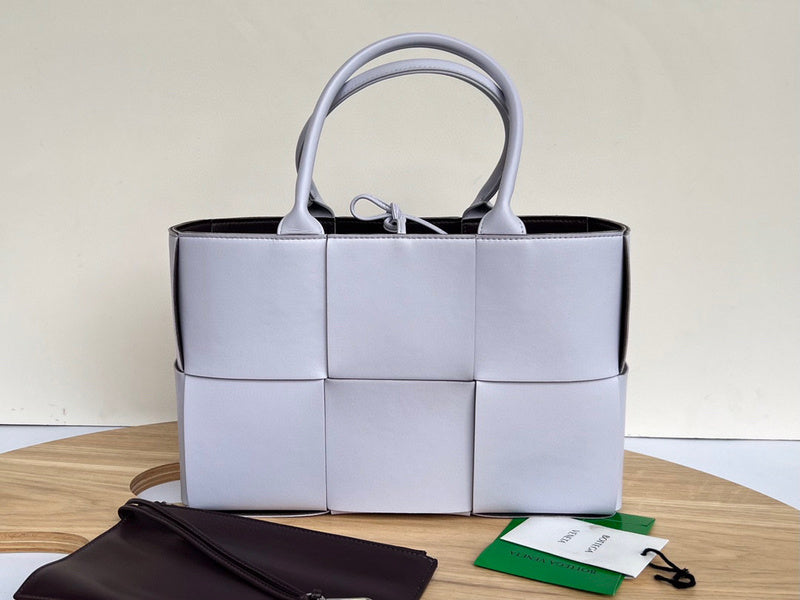 Luxurious-Totes - BV Bags - 2739