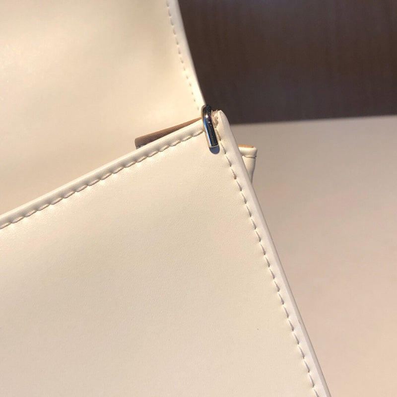 Luxurious Totes - Latest - 6054