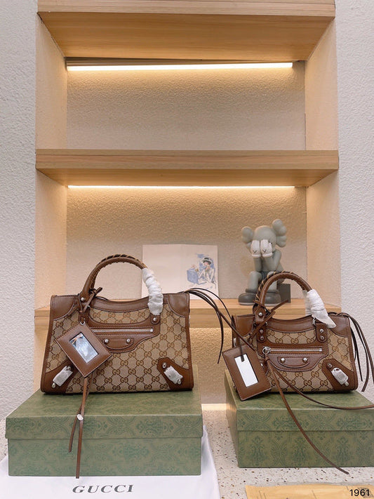 Luxurious Totes - BGA2 Bags - 106
