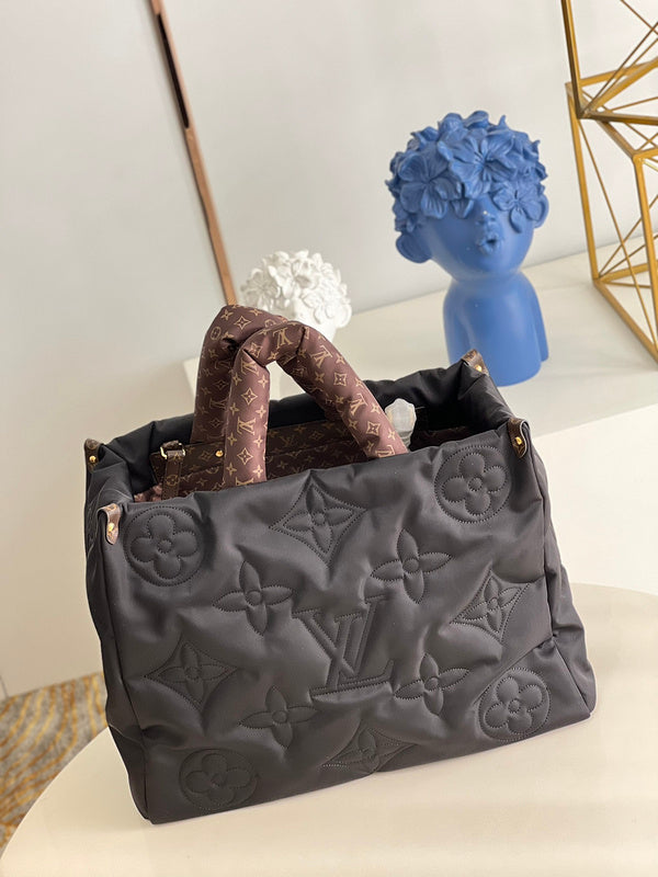 LOV - Luxurious Totes - 2116
