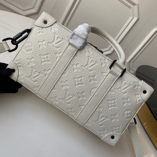 LOV - Luxurious Totes - 2675