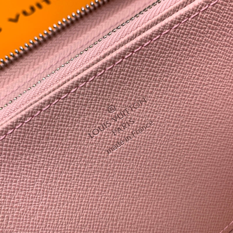 Luxurious Totes - Latest - 712