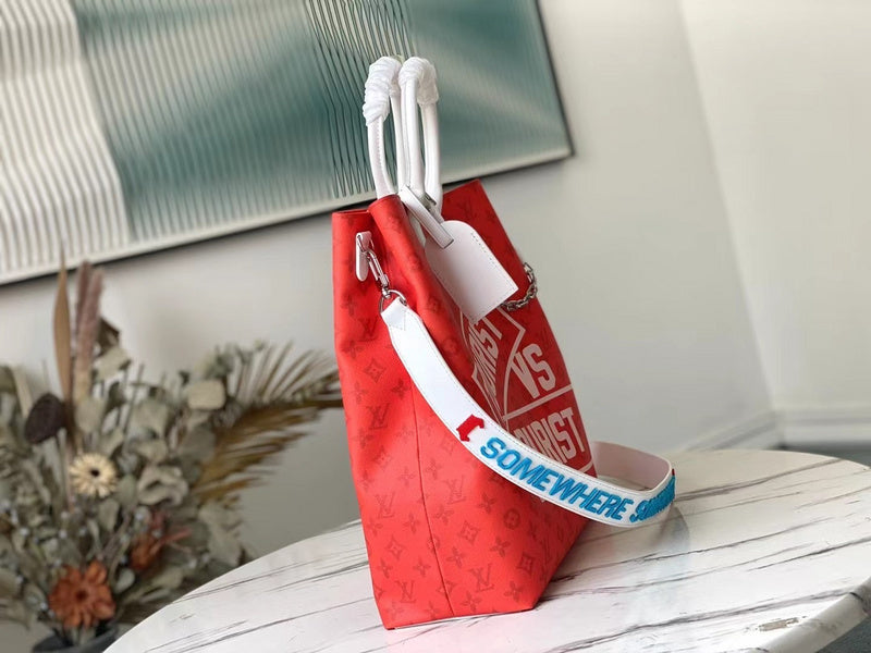 LOV - Luxurious Totes - 2452