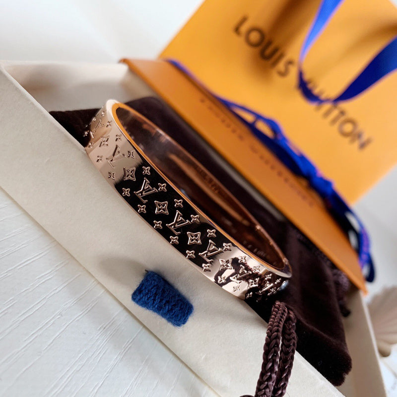 Luxurious Totes - Latest - 5420