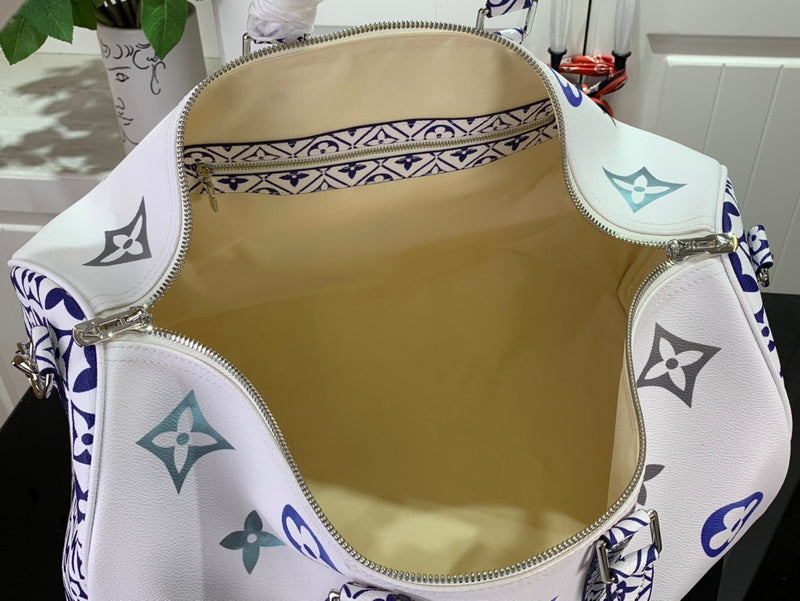 LOV - Luxurious Totes - 087