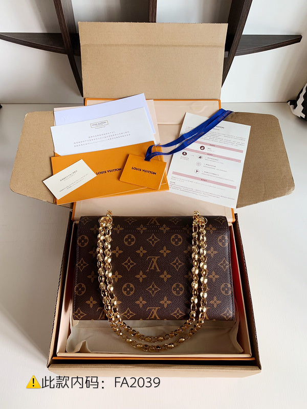Luxurious Totes - Latest - 3553