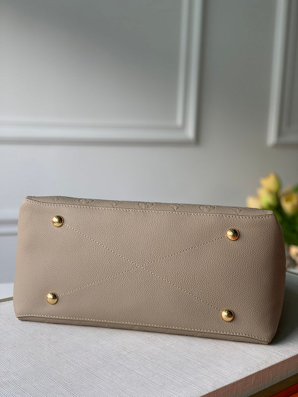 Luxurious Totes - Latest - 1557
