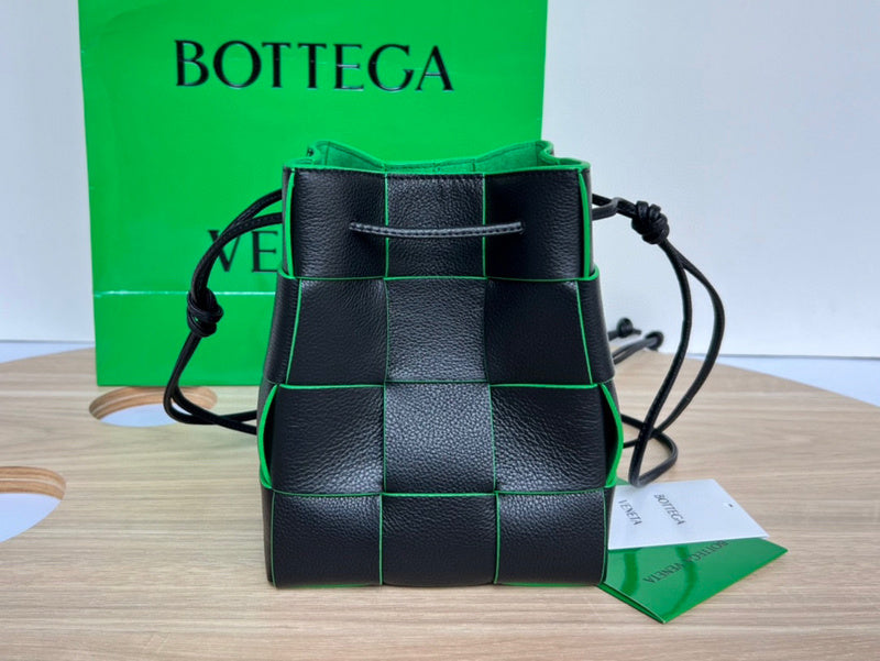 Luxurious-Totes - BV Bags - 2490