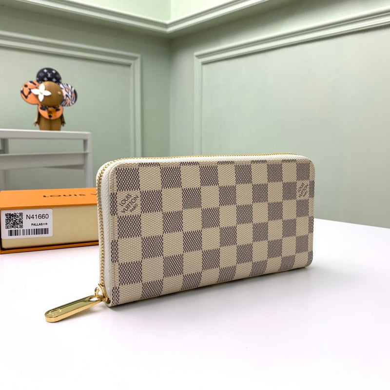 Luxurious Totes - Latest - 687