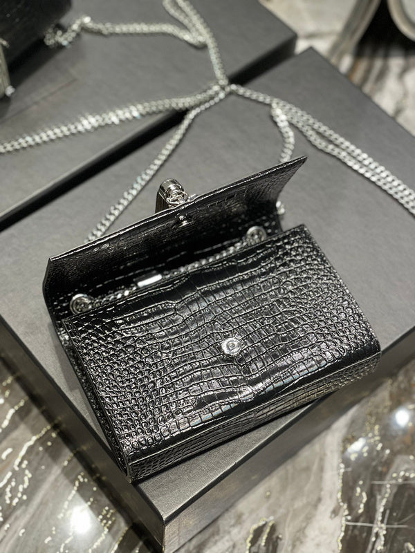 Luxurious Totes - Latest - 8519